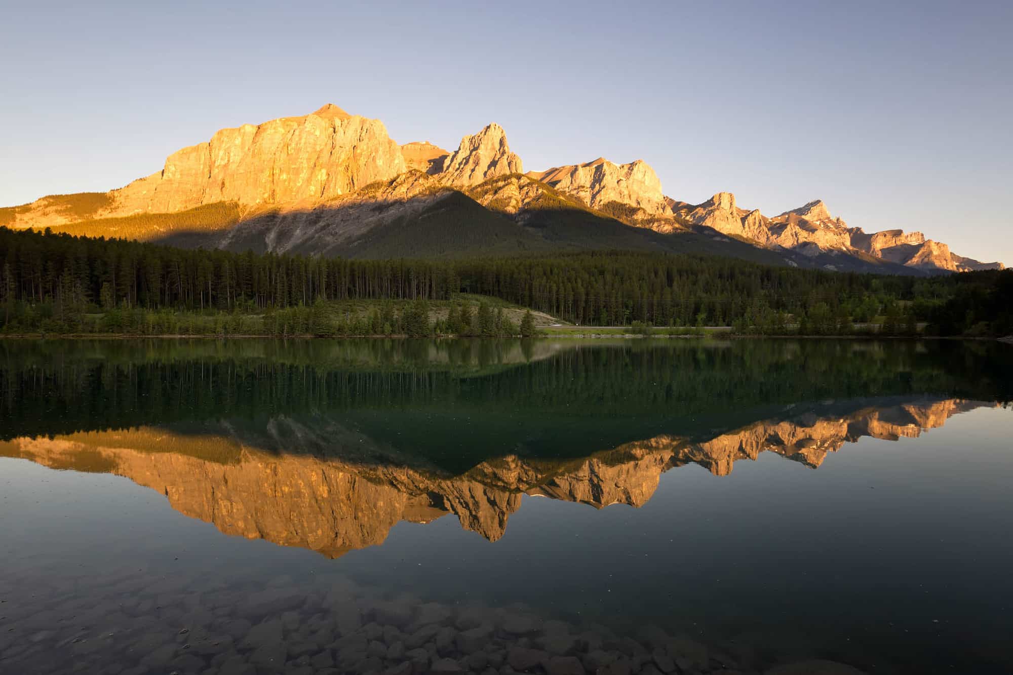 visit canmore canada