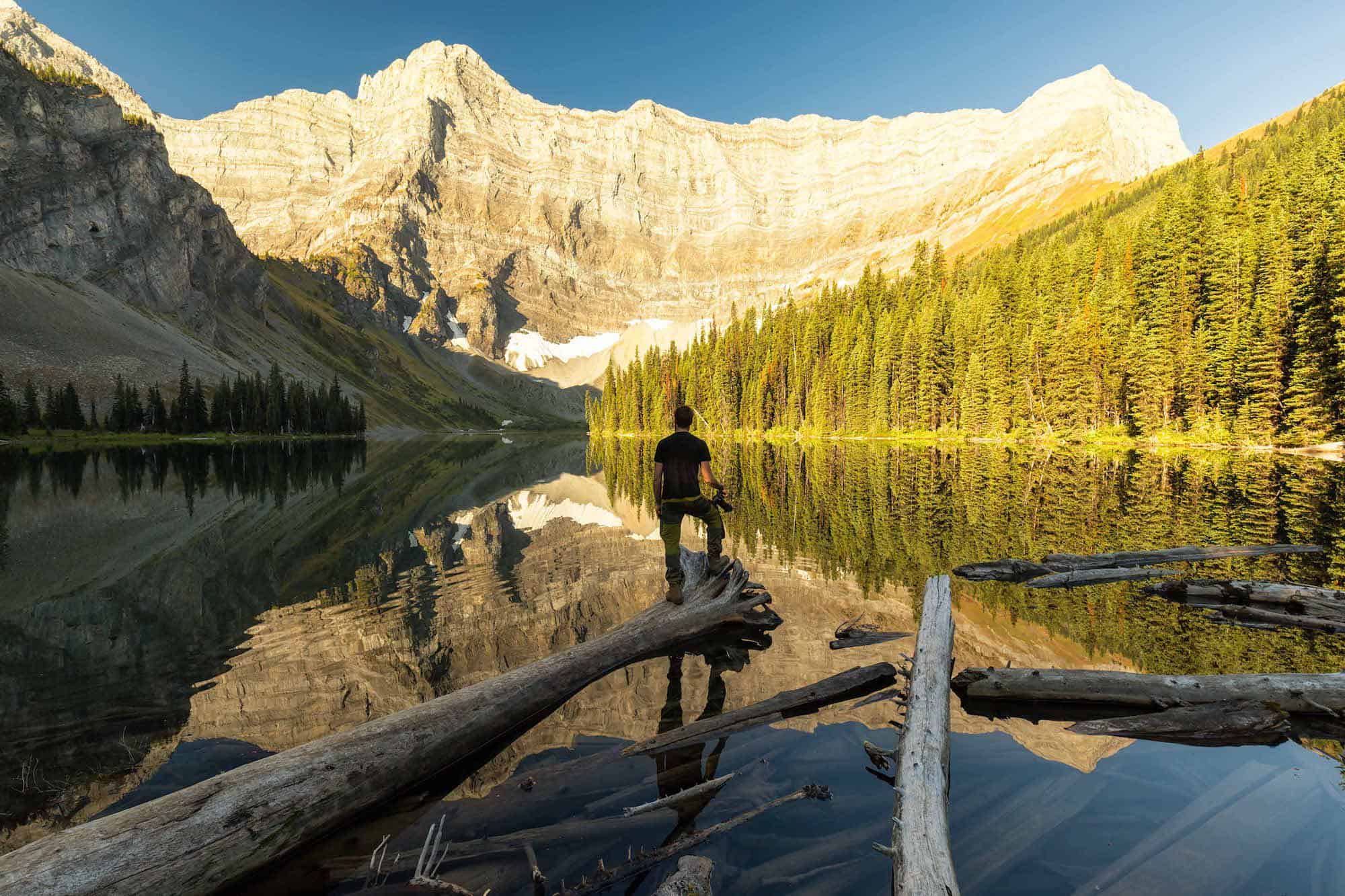 hikes canadian rockies