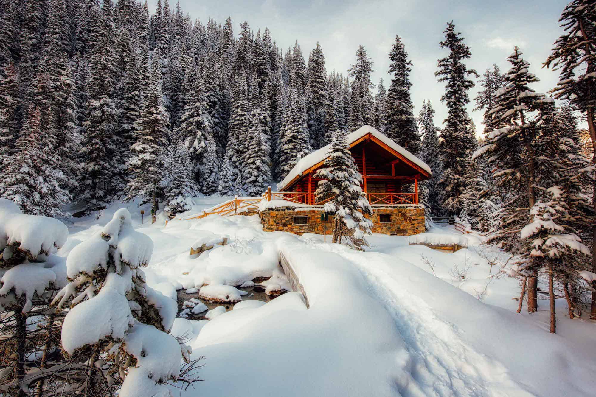 hikes canadian rockies