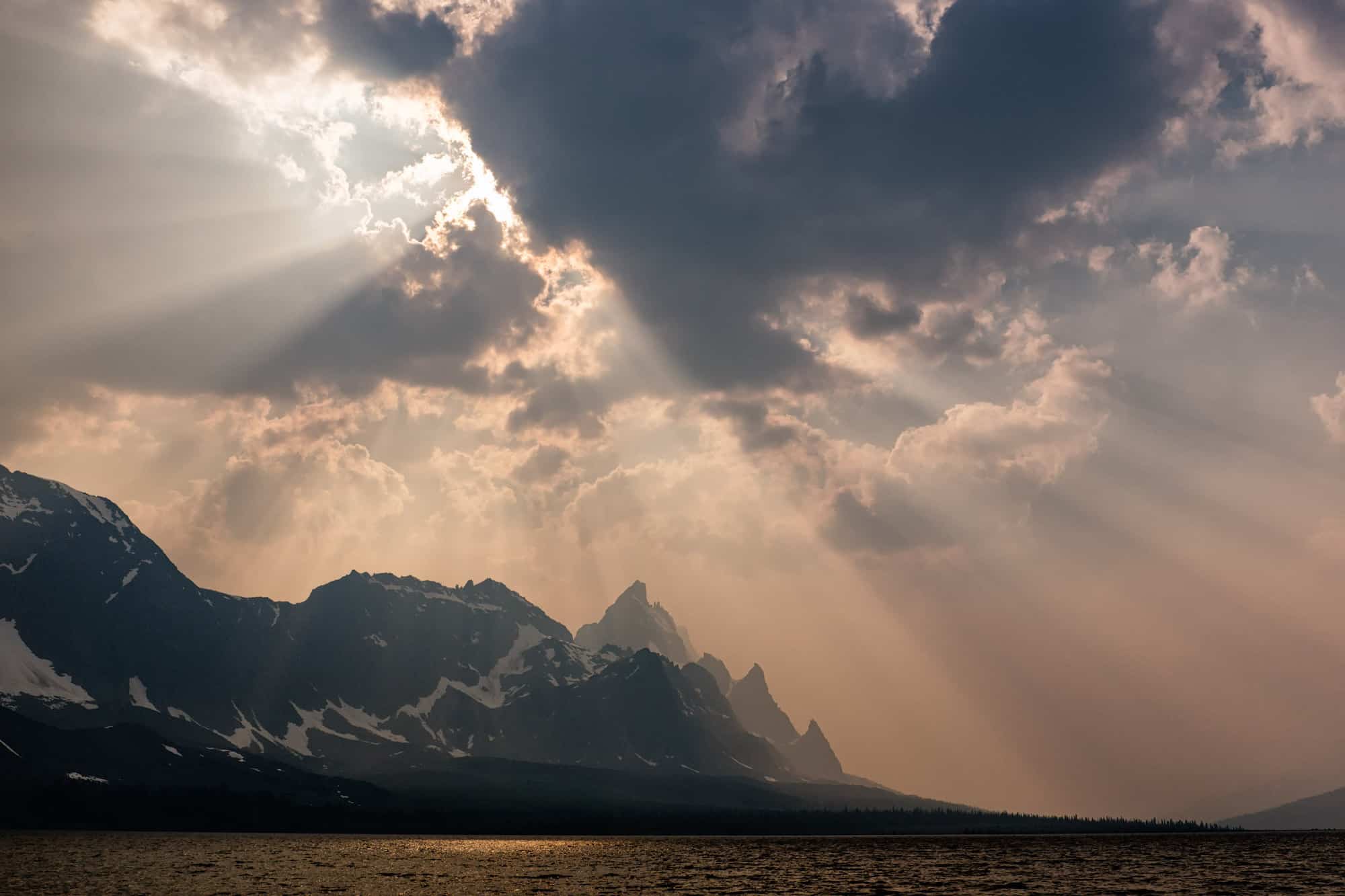 hikes canadian rockies