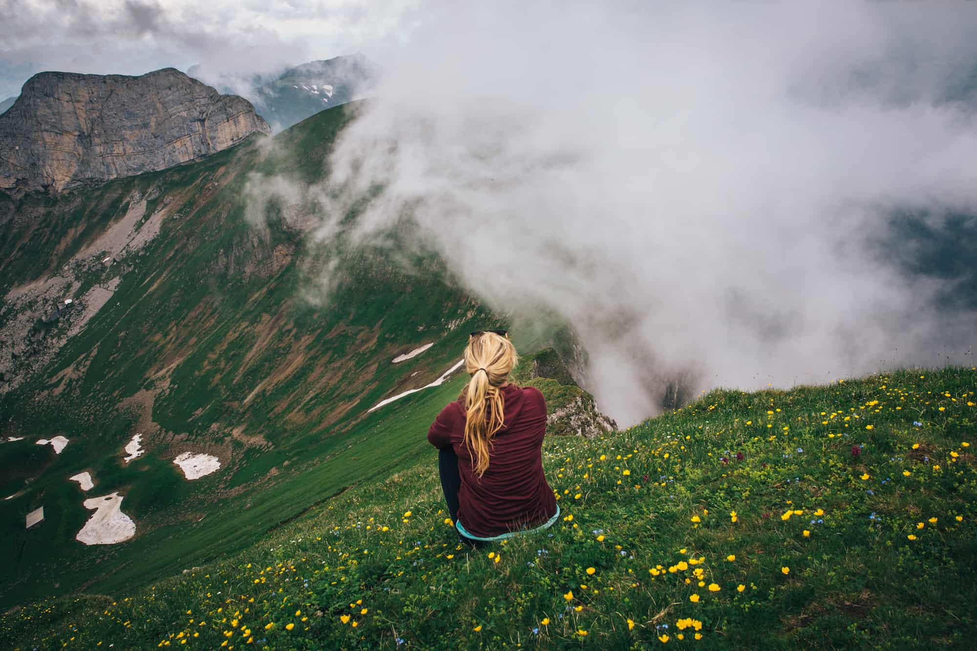 Love Hiking? Hate Lugging Heavy Stuff? You Need These Food Containers